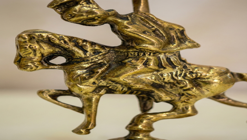 Vintage Brass Candle Holders Set of 2 Horse Rider Candelabra – Antique Brass Candlesticks, Copper Candle Holder, Moroccan Antique Decor